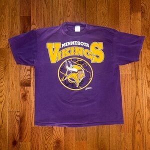 Minnesota Vikings Lightning Zubaz Vintage T-Shirt Size XL